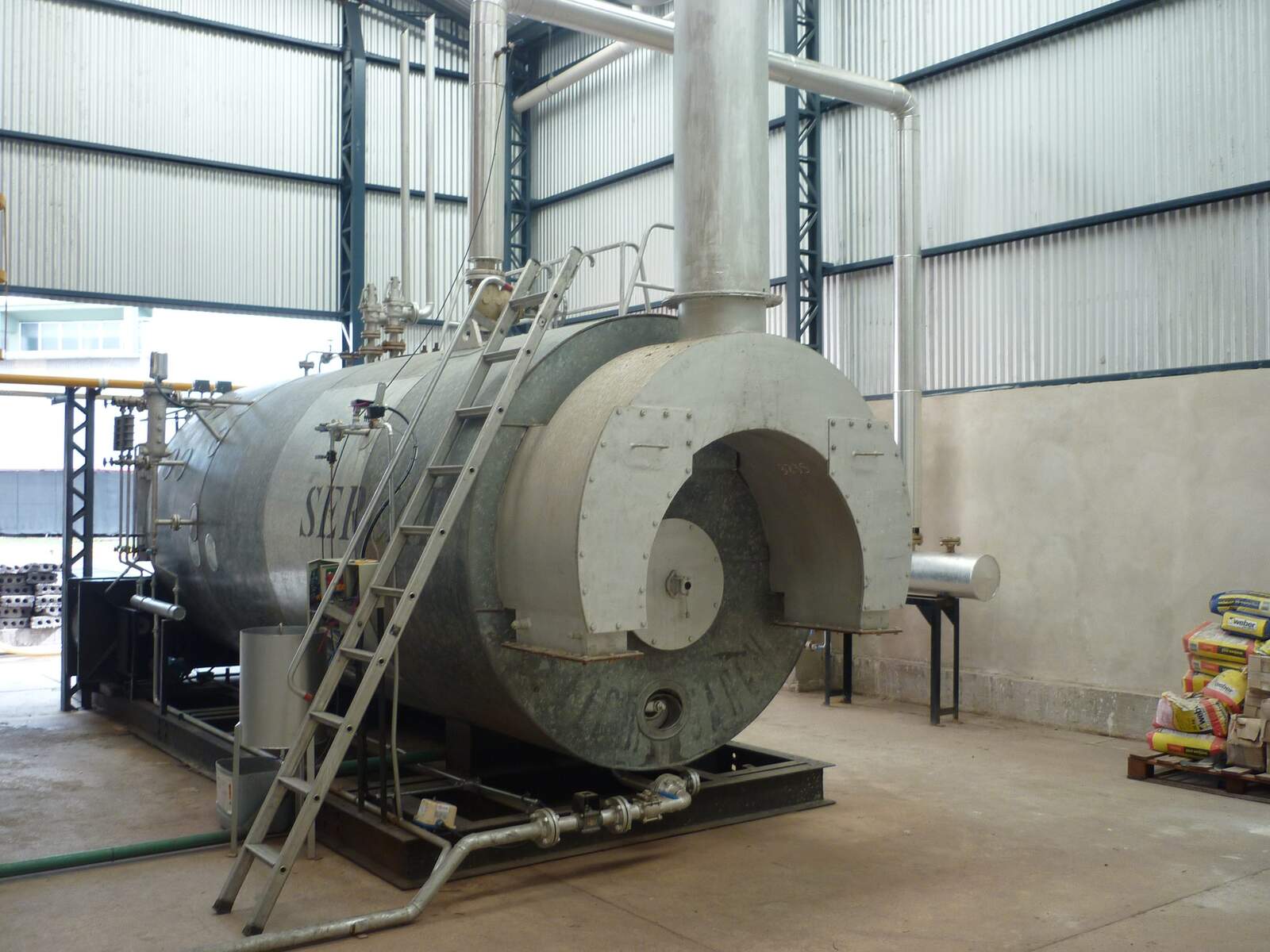 Caldera industrial pirotubular instalada por Dexnor Ingeniería